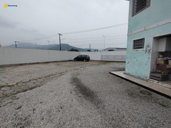 Terreno à Venda, 913 m² em Centro - Biguaçu