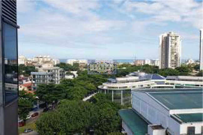 Sala Comercial à Venda ou Locação, 29 m² em Barra Da Tijuca - Rio De Janeiro