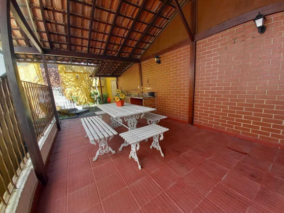 Imagem Casa com 3 Quartos à Venda, 120 m² em Alto - Teresópolis Imagem Casa com 3 Quartos à Venda, 120 m² em Alto - Teresópolis