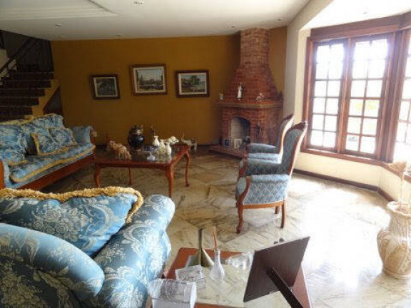 Imagem Casa com 6 Quartos à Venda, 520 m² em Pendotiba - Niterói Imagem Casa com 6 Quartos à Venda, 520 m² em Pendotiba - Niterói