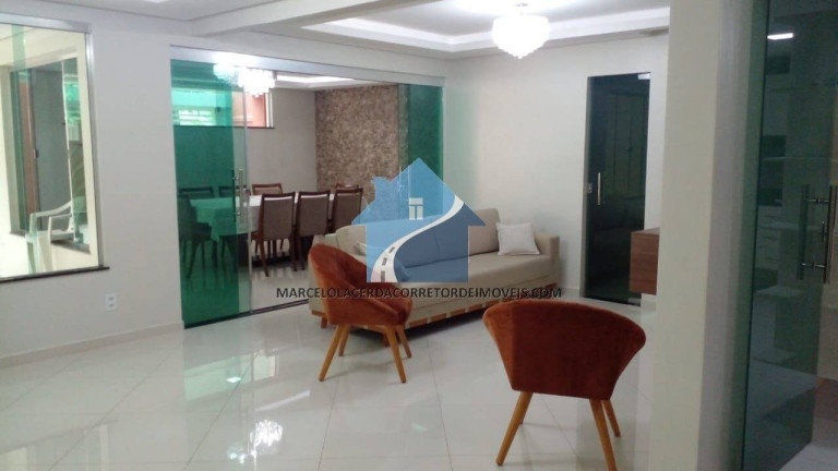 Imagem Casa com 6 Quartos à Venda, 300 m² em Adrianópolis - Manaus