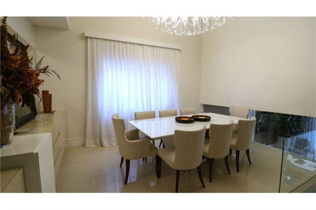 Imagem Casa com 4 Quartos à Venda,  em Paraíso Do Morumbi - São Paulo