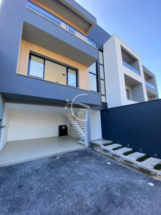 Imagem Sobrado com 3 Quartos à Venda, 169 m² em Floresta - Joinville