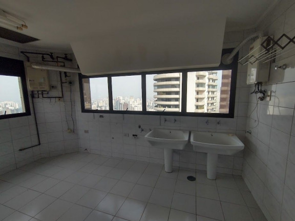 Imagem Imóvel com 6 Quartos à Venda, 637 m² em Morumbi - São Paulo Imagem Imóvel com 6 Quartos à Venda, 637 m² em Morumbi - São Paulo