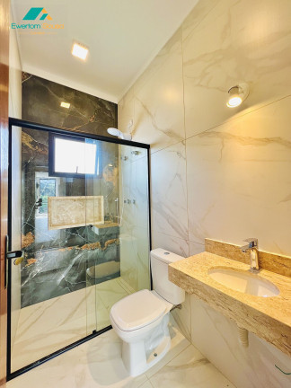 Imagem Casa de Condomínio com 3 Quartos à Venda, 250 m² em Rio Abaixo - Atibaia