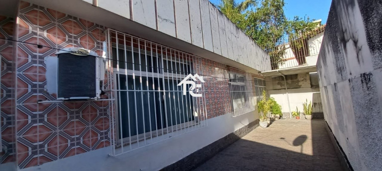 Imagem Casa com 2 Quartos à Venda, 160 m² em São Francisco - Niterói Imagem Casa com 2 Quartos à Venda, 160 m² em São Francisco - Niterói