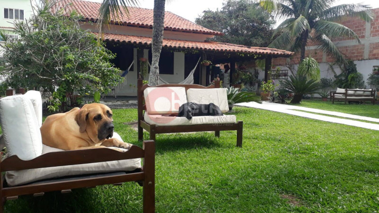 Imagem Casa com 3 Quartos à Venda, 940 m² em Peró - Cabo Frio