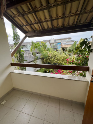 Imagem Casa com 4 Quartos à Venda, 203 m² em Stella Maris - Salvador Imagem Casa com 4 Quartos à Venda, 203 m² em Stella Maris - Salvador