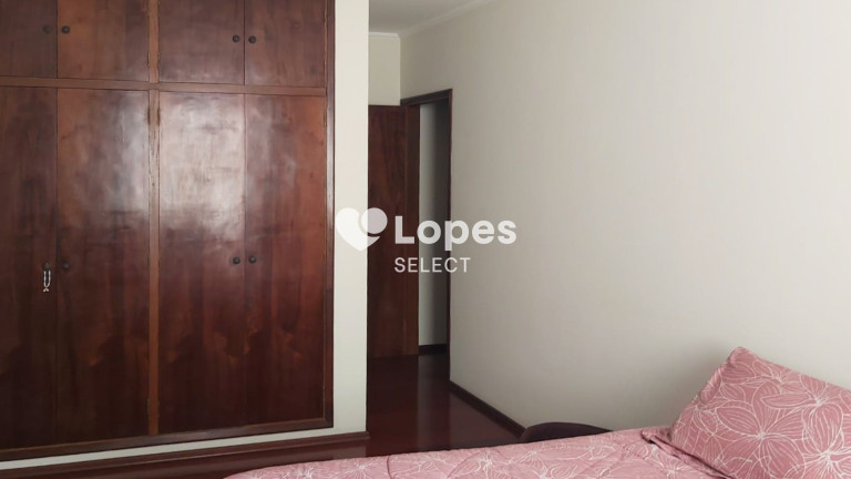 Imagem Casa com 3 Quartos à Venda, em Jardim Celani - Valinhos Imagem Casa com 3 Quartos à Venda, em Jardim Celani - Valinhos