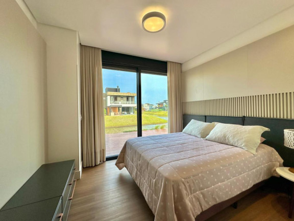 Imagem Casa com 6 Quartos à Venda, 500 m² em Novo Louro - Capao Da Canoa Imagem Casa com 6 Quartos à Venda, 500 m² em Novo Louro - Capao Da Canoa