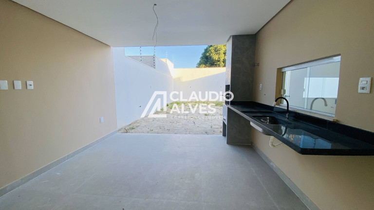 Imagem Casa com 3 Quartos à Venda, 173 m² em Sim - Feira De Santana