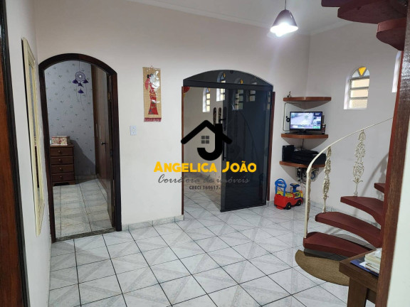 Imagem Casa com 4 Quartos à Venda, 271 m² em São Jorge - Santos Imagem Casa com 4 Quartos à Venda, 271 m² em São Jorge - Santos