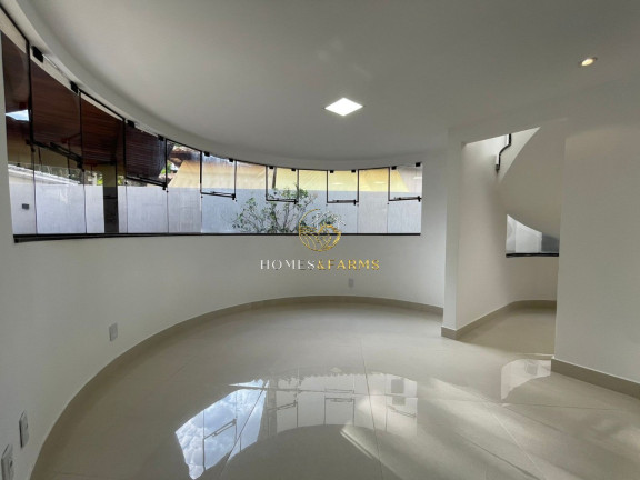 Imagem Casa com 3 Quartos à Venda, 342 m² em Residencial Granville - Goiânia Imagem Casa com 3 Quartos à Venda, 342 m² em Residencial Granville - Goiânia