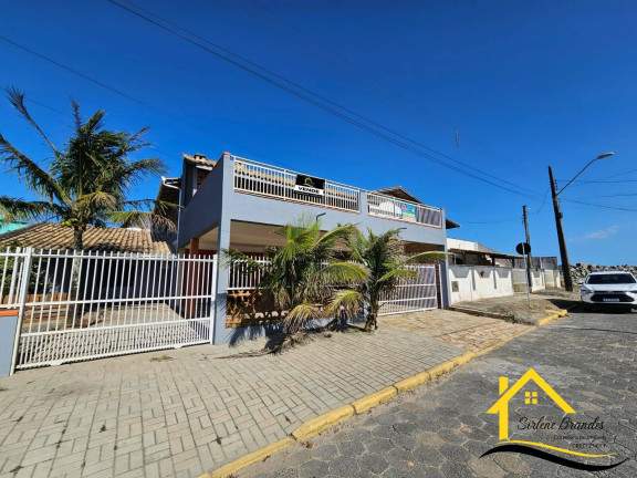 Imagem Casa com 6 Quartos à Venda, 232 m² em Centro - Balneário Barra Do Sul Imagem Casa com 6 Quartos à Venda, 232 m² em Centro - Balneário Barra Do Sul