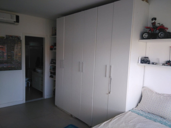 Imagem Casa com 4 Quartos à Venda, 450 m² em Barbalho - Salvador Imagem Casa com 4 Quartos à Venda, 450 m² em Barbalho - Salvador