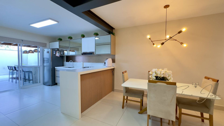 Imagem Casa com 3 Quartos à Venda, 97 m² em Jardim Santa Helena - Valinhos Imagem Casa com 3 Quartos à Venda, 97 m² em Jardim Santa Helena - Valinhos