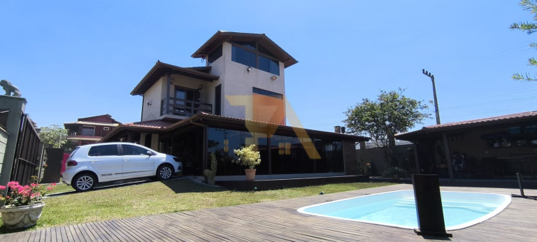 Imóvel com 3 Quartos à Venda,  em Ibiraquera - Imbituba