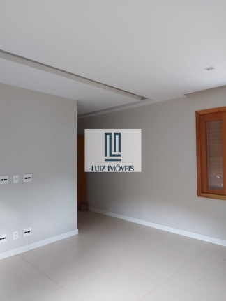 Imagem Casa com 3 Quartos à Venda, 300 m² em Parque Salutares - Paraíba Do Sul Imagem Casa com 3 Quartos à Venda, 300 m² em Parque Salutares - Paraíba Do Sul