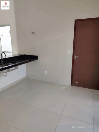 Imagem Casa com 3 Quartos à Venda, 131 m² Imagem Casa com 3 Quartos à Venda, 131 m²