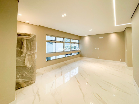 Apartamento com 3 Quartos à Venda, 218 m² em Jardim Paulista - São Paulo