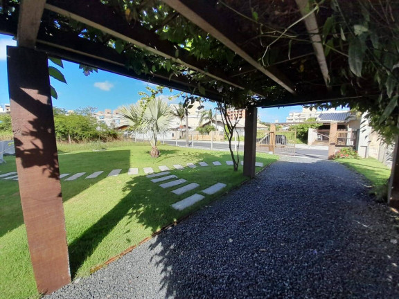 Imagem Casa com 3 Quartos à Venda, 126 m² em Bombas - Bombinhas