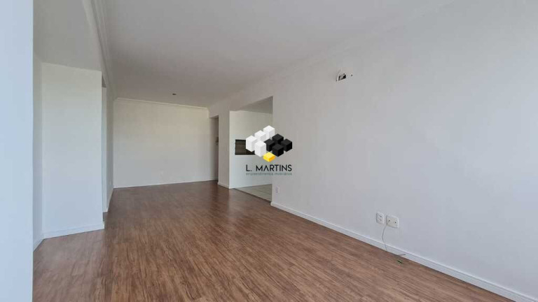 Imagem Apartamento com 3 Quartos à Venda, 85 m² em Santo Antônio - Porto Alegre Imagem Apartamento com 3 Quartos à Venda, 85 m² em Santo Antônio - Porto Alegre