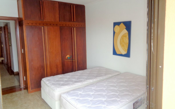 Imagem Apartamento com 4 Quartos para Alugar ou Temporada, 140 m² em Enseada - Guarujá