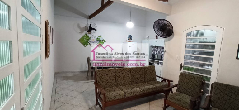 Imagem Casa com 3 Quartos à Venda, 210 m² em Jardim Primavera - Caraguatatuba