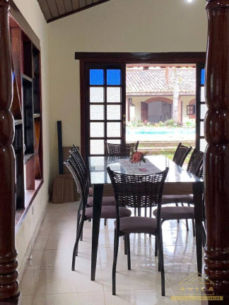 Casa com 4 Quartos à Venda, 280 m² em Bertioga