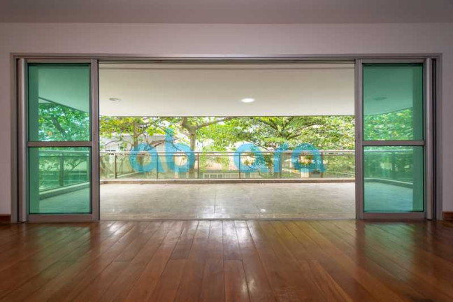 Imagem Apartamento com 4 Quartos à Venda, 250 m² em Leblon - Rio De Janeiro Imagem Apartamento com 4 Quartos à Venda, 250 m² em Leblon - Rio De Janeiro