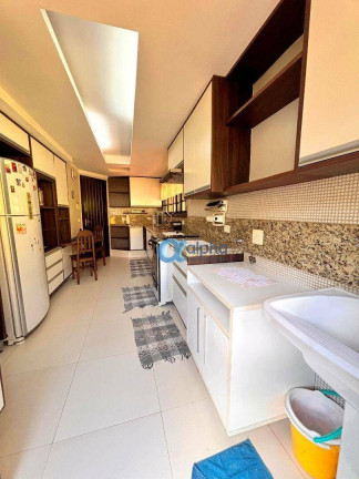 Imagem Casa com 4 Quartos à Venda, 340 m² em Quitandinha - Petrópolis Imagem Casa com 4 Quartos à Venda, 340 m² em Quitandinha - Petrópolis