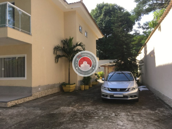 Imagem Casa com 6 Quartos à Venda, 612 m² em Jacarepaguá - Rio De Janeiro Imagem Casa com 6 Quartos à Venda, 612 m² em Jacarepaguá - Rio De Janeiro