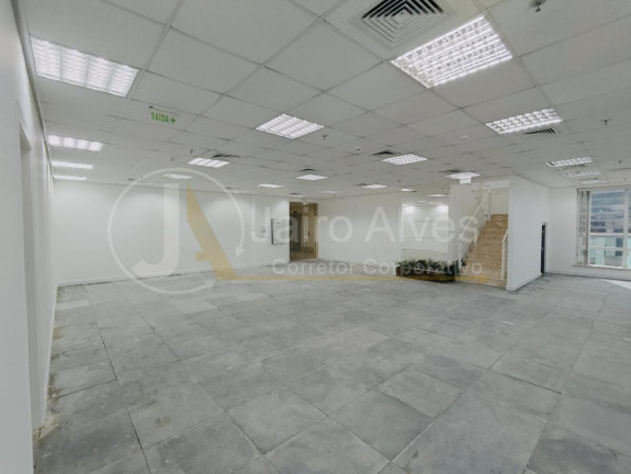 Imóvel Comercial para Alugar, 310 m² em Cidade Monções - São Paulo