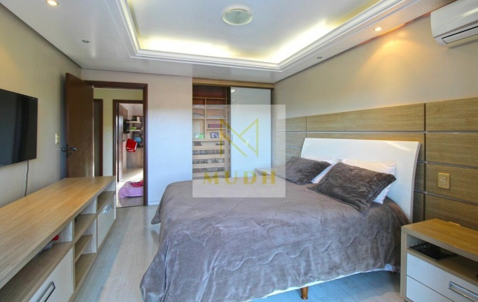 Imagem Casa com 4 Quartos à Venda, 300 m² em Ipanema - Porto Alegre