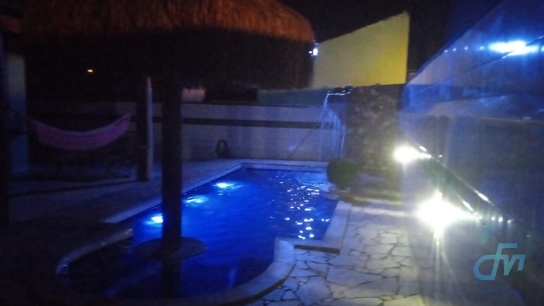 Imagem Casa de Condomínio com 3 Quartos à Venda, 280 m² em Centro - Bertioga