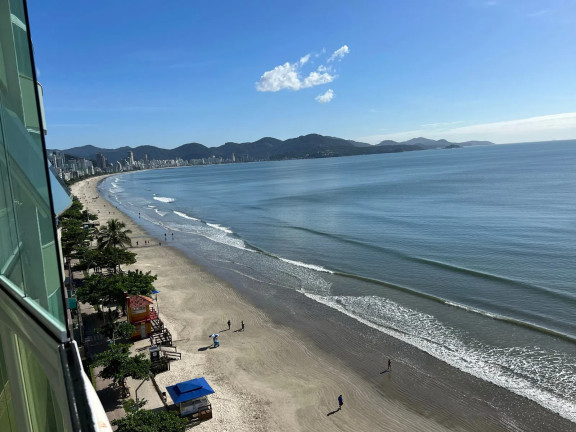 Imagem Apartamento com 4 Quartos à Venda, 240 m² em Meia Praia - Itapema