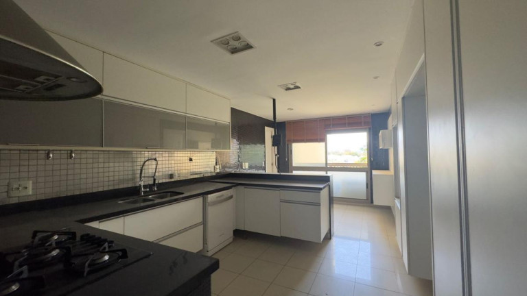Imagem Apartamento com 4 Quartos para Alugar, 233 m² em Barra Da Tijuca - Rio De Janeiro Imagem Apartamento com 4 Quartos para Alugar, 233 m² em Barra Da Tijuca - Rio De Janeiro