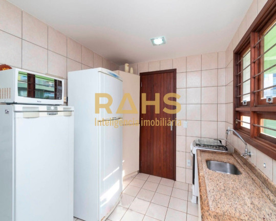 Imagem Casa com 4 Quartos à Venda, 224 m² em Bombas - Bombinhas Imagem Casa com 4 Quartos à Venda, 224 m² em Bombas - Bombinhas