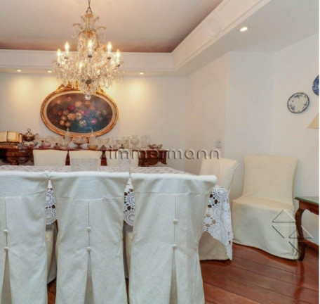 Imagem Apartamento com 4 Quartos à Venda, 300 m² em Moema - São Paulo Imagem Apartamento com 4 Quartos à Venda, 300 m² em Moema - São Paulo