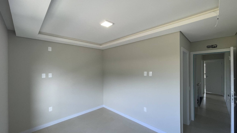 Imagem Casa com 3 Quartos à Venda, 204 m² em Quinta Dos Açorianos - Barra Velha Imagem Casa com 3 Quartos à Venda, 204 m² em Quinta Dos Açorianos - Barra Velha