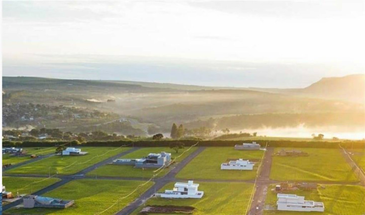 Terreno à Venda, 724 m² em Fazenda Limoeiro - Sao Pedro