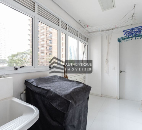 Imagem Apartamento com 3 Quartos à Venda, 151 m² em Itaim Bibi - São Paulo Imagem Apartamento com 3 Quartos à Venda, 151 m² em Itaim Bibi - São Paulo