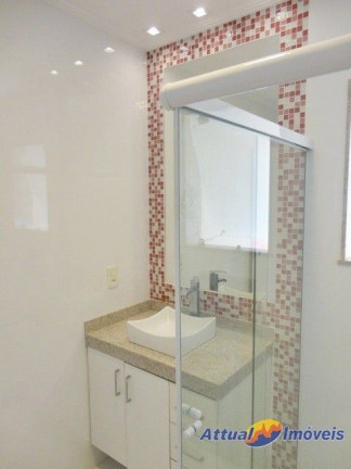 Imagem Casa com 4 Quartos à Venda, 225 m² em Quebra Frascos - Teresópolis