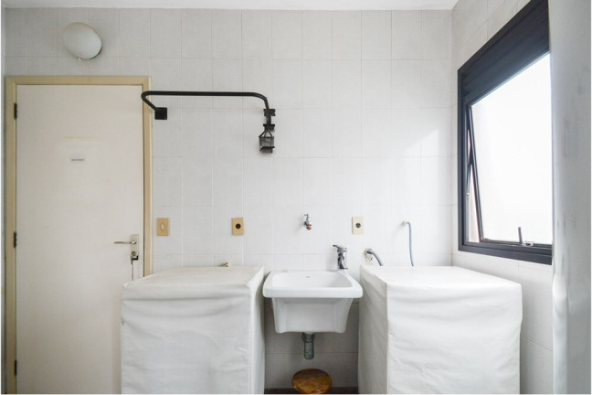 Imagem Imóvel com 4 Quartos à Venda, 160 m² em Vila Suzana - São Paulo