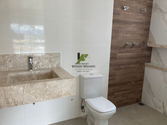 Imagem Casa com 3 Quartos à Venda, 195 m²