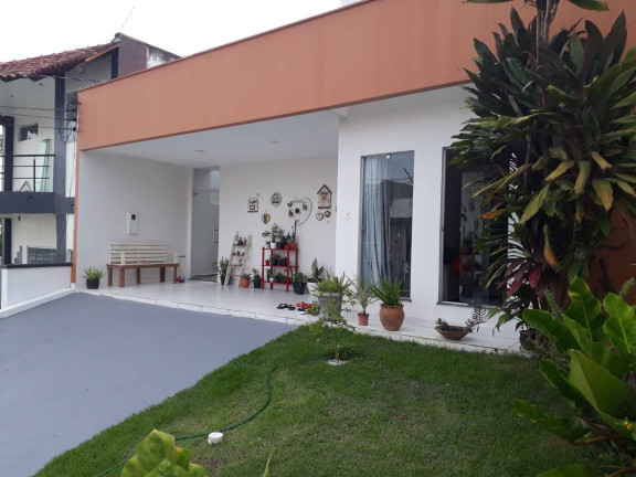 Casa com 3 Quartos à Venda, 142 m² em Flores - Manaus