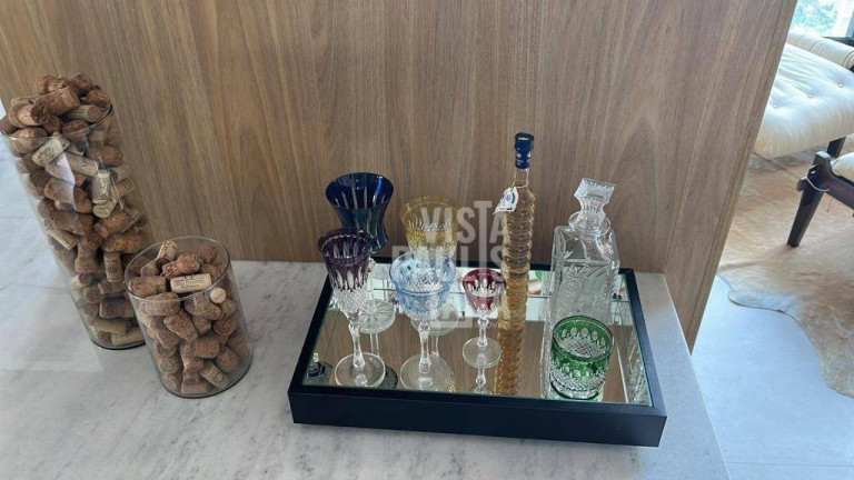 Imagem Cobertura com 3 Quartos à Venda, 215 m² em Vila Olímpia - São Paulo