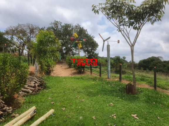 Imagem Imóvel com 2 Quartos à Venda, 190 m² em Zona Rural De São Lourenço - São Lourenço