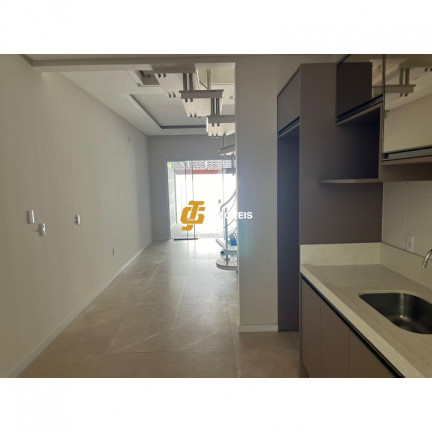 Imagem Sobrado com 2 Quartos à Venda, 64 m² em Areias - Camboriú