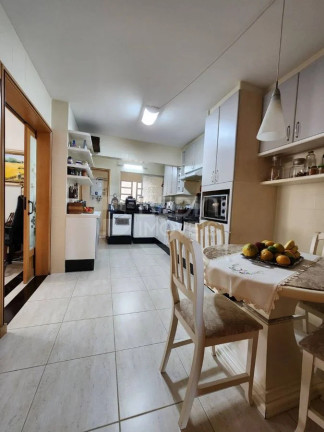 Imagem Apartamento com 3 Quartos à Venda, 220 m² em Centro - Balneário Camboriú Imagem Apartamento com 3 Quartos à Venda, 220 m² em Centro - Balneário Camboriú